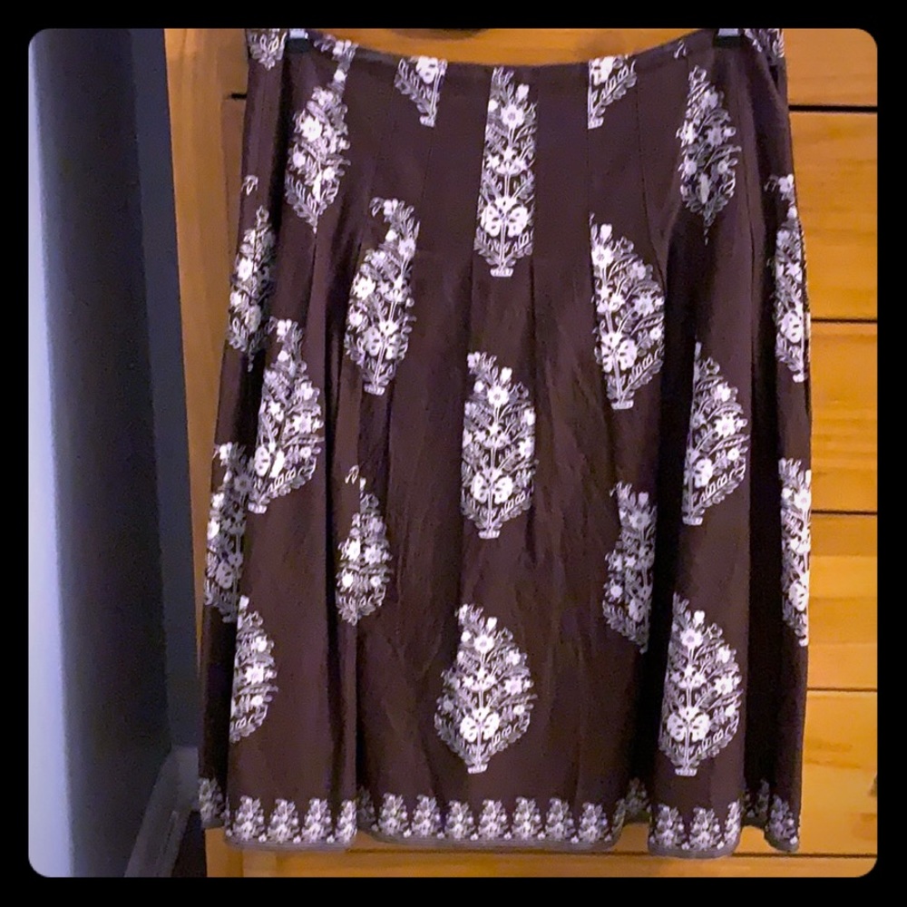 Jones New York 100% cotton pleated skirt